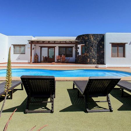 Casa Mina Villa La Oliva Esterno foto