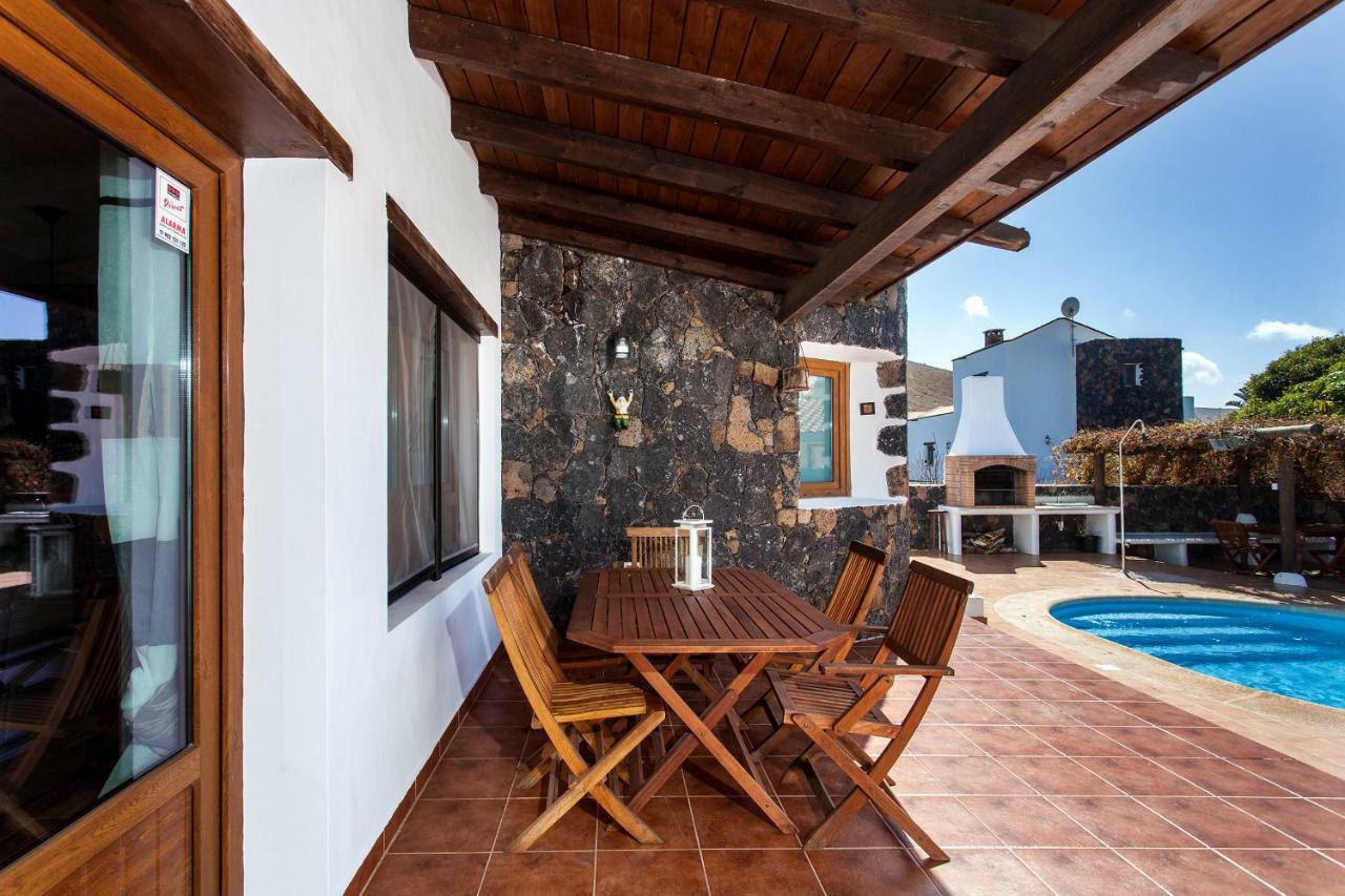 Casa Mina Villa La Oliva Esterno foto